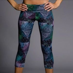 Onzie Capri Yoga Pants M/L
